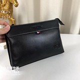 prada  官網,prada 官方網站,prada 特賣會