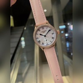浪琴-LONGINES. 最新氣質女表 搭載原裝進口石英機芯，珍珠貝表盤，水晶鑲