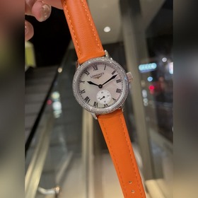 浪琴-LONGINES. 最新氣質女表 搭載原裝進口石英機芯，珍珠貝表盤，水晶鑲