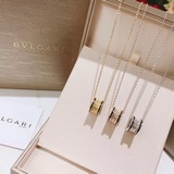 Bvlgari 寶格麗 永不過時的B zero系列 鉚釘彈簧 項鍊 黑色琺琅邊 