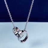 無鑽雙環項鍊～
love雙環項鍊玫瑰金
經典的卡地亞Love千錘不朽
簡約大氣的