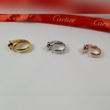 Cartier 品牌的象征之一 火爆豹子 祖母綠寶石戒指卡地亞經典傑作，經久不衰