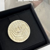 新品香奈兒胸針
編碼 
新款CHANEL香奈兒雙c金色圓形麥穗胸針
【禮盒】全套