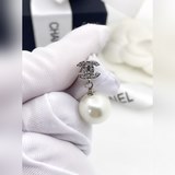 Chanel   迷你雙C珍珠耳環   Zp一緻黃銅材質