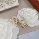 配全套專櫃包裝迪奧 Dior新品 珍珠耳釘 耳環 代購級别 一比一打造 經典款珍