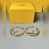 FENDI 芬迪 耳環 高端定制 爆款新款 簡單大方耳釘 華麗登場 很難見到如此