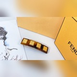 Fendi新款發夾  夏日彩色  方形   亞克力發夾  同步專櫃正品開模 款式