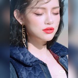 FENDI 芬迪  字母耳環 高端定制  爆款新款 簡單大方耳釘  華麗登場 ，