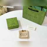 新品
編碼 
原單貨
配送全套Gucci正品包裝
新款Gucci古馳雙G耳釘耳環