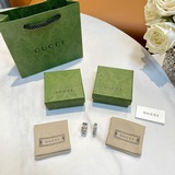 單貨
配送全套Gucci正品包裝
新款Gucci古馳方形G圖案純銀戒指
美碼碼數