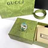 Gucci新款互扣式雙G搭扣綠色琺琅花朵船錨鍊式戒指飾有彩色琺琅花朵 設計符号從