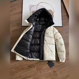 頂級代購版本！22fw冬季走秀新品，
Moncler 蒙口 盟可睐 FW22 M