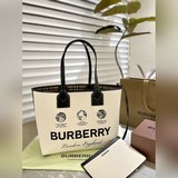 折疊禮盒巴寶莉/burberry 新品雙面Tote 經典氣質大牌購物袋 這款真