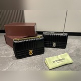 禮盒包裝巴寶莉Burberry博柏利Lola蘿拉包TB标識绗縫羔羊皮金屬鍊