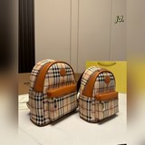 小号（無盒）size：大号27×30   小号23×28Burberry