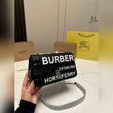 （折疊盒）size：24×14Burberry 巴寶莉秀款Lola-蘿納包