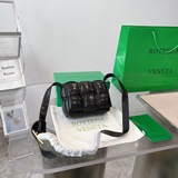Bottega veneta Bv高級 Cassette手袋 編織豆腐包 新款，