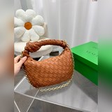 Bv編織真的是當家花旦诶！怎麼随便上身都這麼好看啊？正式休閑都不在話下友友們快點