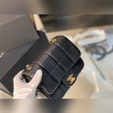 配折疊盒size：17.13cm 方胖子升級版出貨 Chanel香奈兒 新