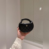 chanel呼啦圈迷你小包P270香奈兒2023早春度假系列的新包子更日常更