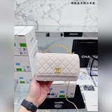 魚子紋小牛皮  “chanel 字母手柄 發财包 ”小香牛皮最近好多明星都在背