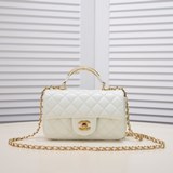 chanel  22b最新mini cf handle 五金點綴手提 新as24