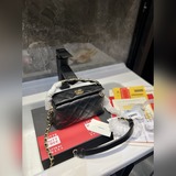 （折疊禮盒）香奈兒 飯盒包又酷又飒低調的奢華 可鹽可甜  極緻美感絕美女