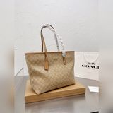 全套包裝配盒蔻馳COACH代工廠最新購物袋 出貨頂級品質亮澤五金LOGO 炒雞