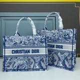 【Di0r Book Tote】多數人消費奢侈品牌首先想到的是買實用型的經典款