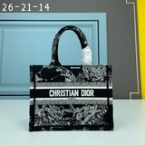 小号藍D刺繡26.5cmBOOK TOTE 手袋這款 Book Tote 手袋由