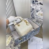 折疊盒Dior戴妃包迪奧獨家實拍顔色超正上身效果極佳 名媛網紅首選尺寸 