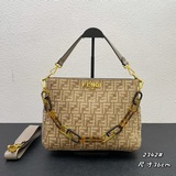 芬迪官網最新腋下包大号fendi o’lock swing憑借fendi o’l