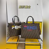 折疊盒fendi芬迪 托特包高顔值 潮酷時尚女孩必入适合日常 通勤 出街