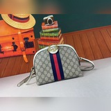 （貝殼包）專櫃品質，頂級原版，實物實拍！款号499621啡白～尺寸：寬23x高1