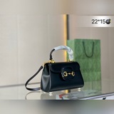 配禮盒飛機盒原單版 size：22*15cm（小）Gucci handle