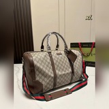 (無盒）size：42×28gucci 酷奇新品手提單肩旅行袋外觀既經典
