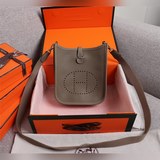 Evelyne mini  百搭夏季炸街款 伊芙琳迷你   進口牛皮 手感超軟 