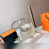折疊禮盒包裝 頭層牛皮白富美都喜歡收藏 hermes(愛馬仕）lindy(中文