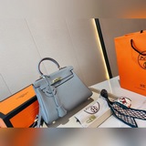 荔枝紋牛皮  配送愛馬仕挂件 hermès kelly凱莉包獨家經典火爆出貨 純