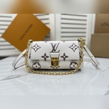 m45859黑色45836米白45813黑壓45836卡其favorite 手袋