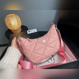 Prada/普拉達羊皮紋大格三合一鍊包尺寸22cm禮盒包裝