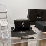 ysl專櫃同款 新鮮出爐啦簡直是美到人心啦 原版五金logo 首選進口皮料 質感