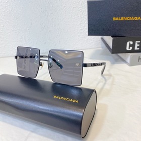 BALENCIAGA巴黎世家鏡腿金屬字母logo設計  型號：BB0310S