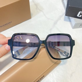 BURBERRY  型號：BE4379 尺寸：57口18-140