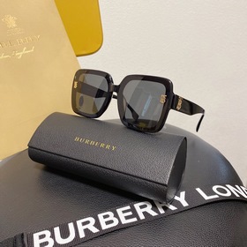 BURBERRY 超愛的自留款 情侶款 火半邊的Bur繩子墨鏡   BE536