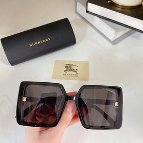 Burberry be4024  尺寸：56-17-145