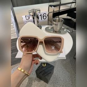CHANEL 闆材多邊形太陽鏡  CH 6286 粉色細節
