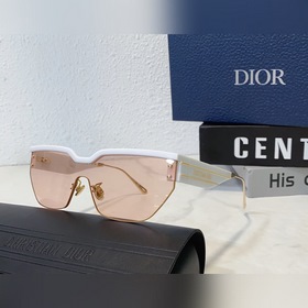 DIORDIORClub M3U 尺寸：143口0-140