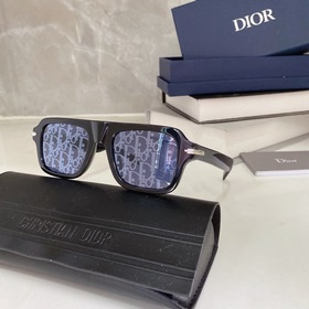 DIORBLACKSUIT N21 尺寸：52-20-145
