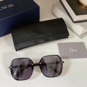 新款 Dior CD5973 尺寸：63-13口140